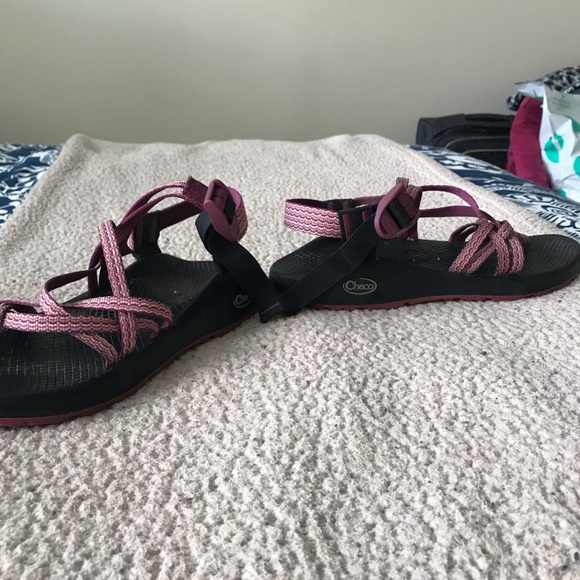 Pink double strap chacos - Picture 3 of 4